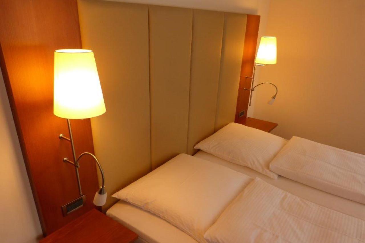 Hotel Vorbach Hamburgo Exterior foto